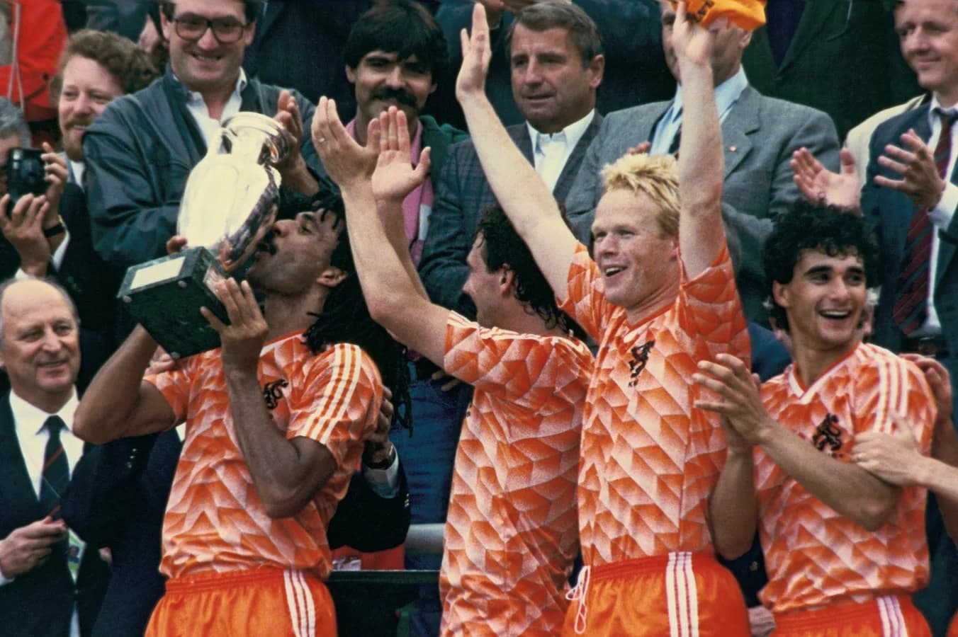 WK-wedstrijd Nederland - Japan bij BIJ René